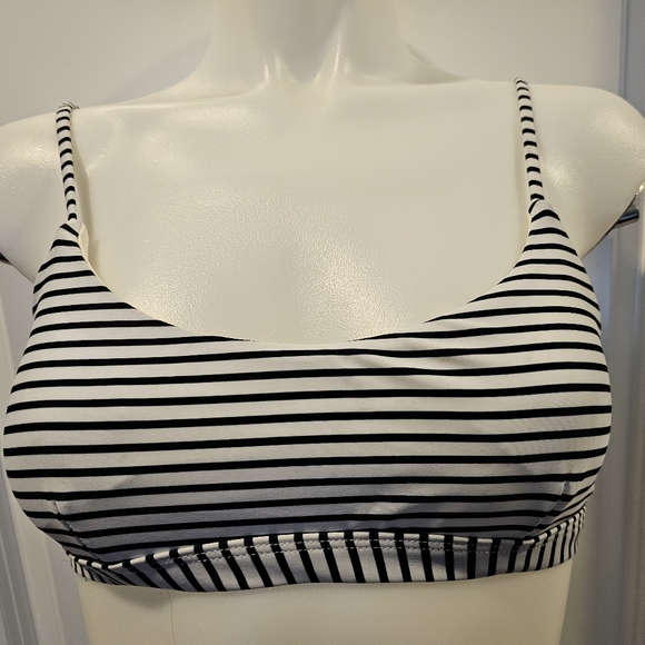 Daze Dayz White Black Striped BIKINI SET Bralette Thong Bottom Medium - Picture 4 of 6